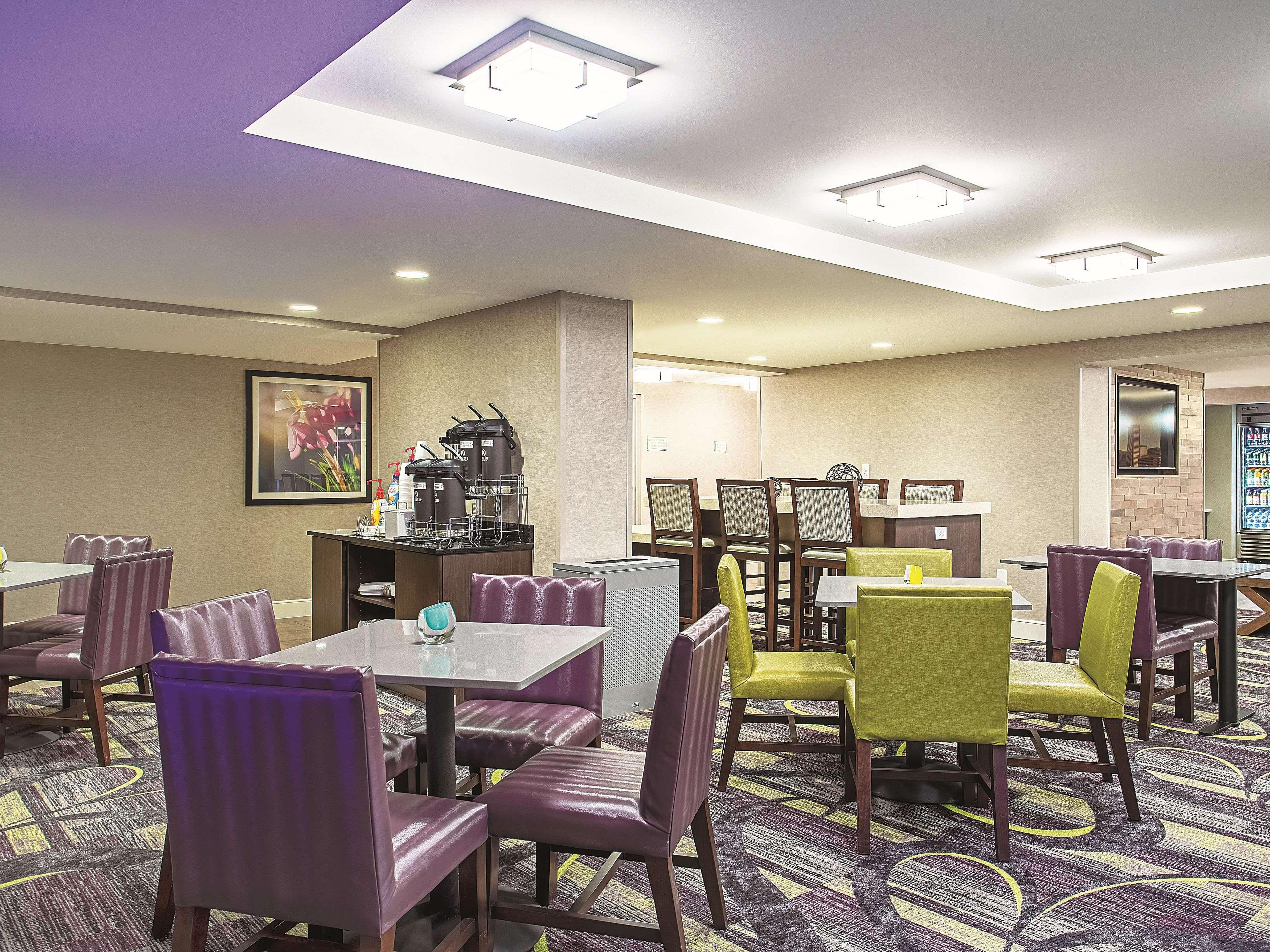La Quinta By Wyndham Baltimore N / White Marsh Rosedale Екстериор снимка
