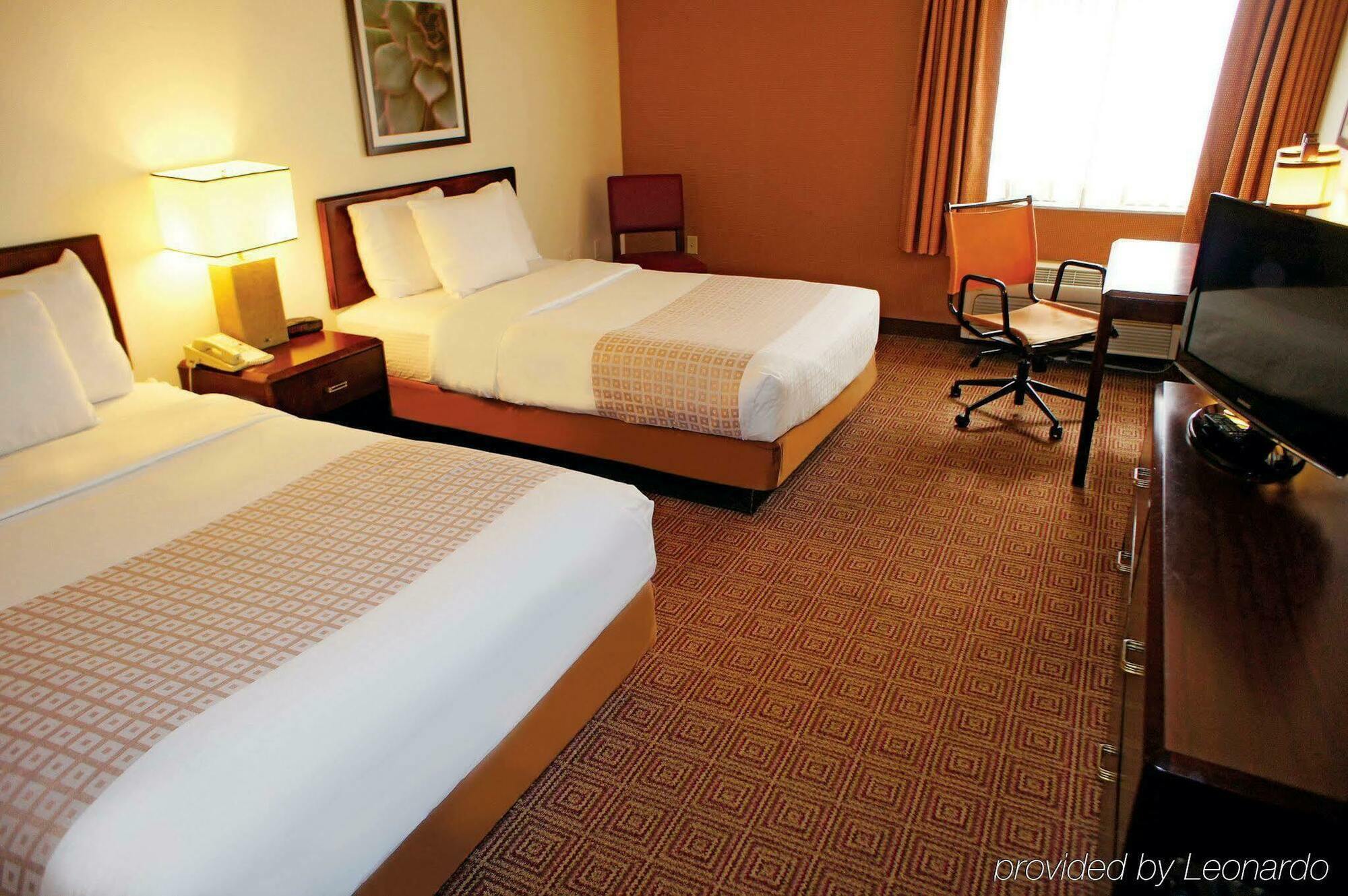 La Quinta By Wyndham Baltimore N / White Marsh Rosedale Екстериор снимка