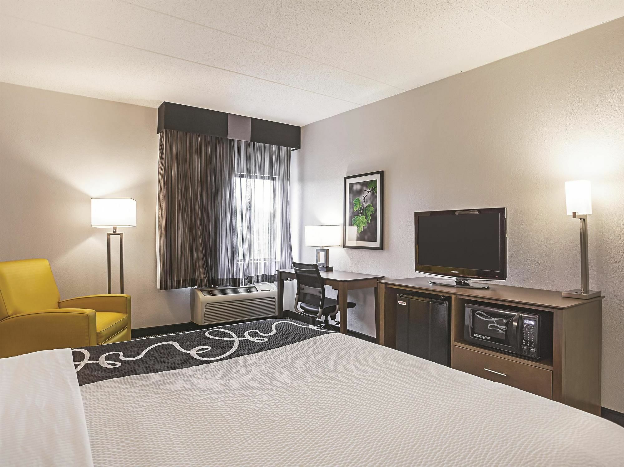 La Quinta By Wyndham Baltimore N / White Marsh Rosedale Екстериор снимка